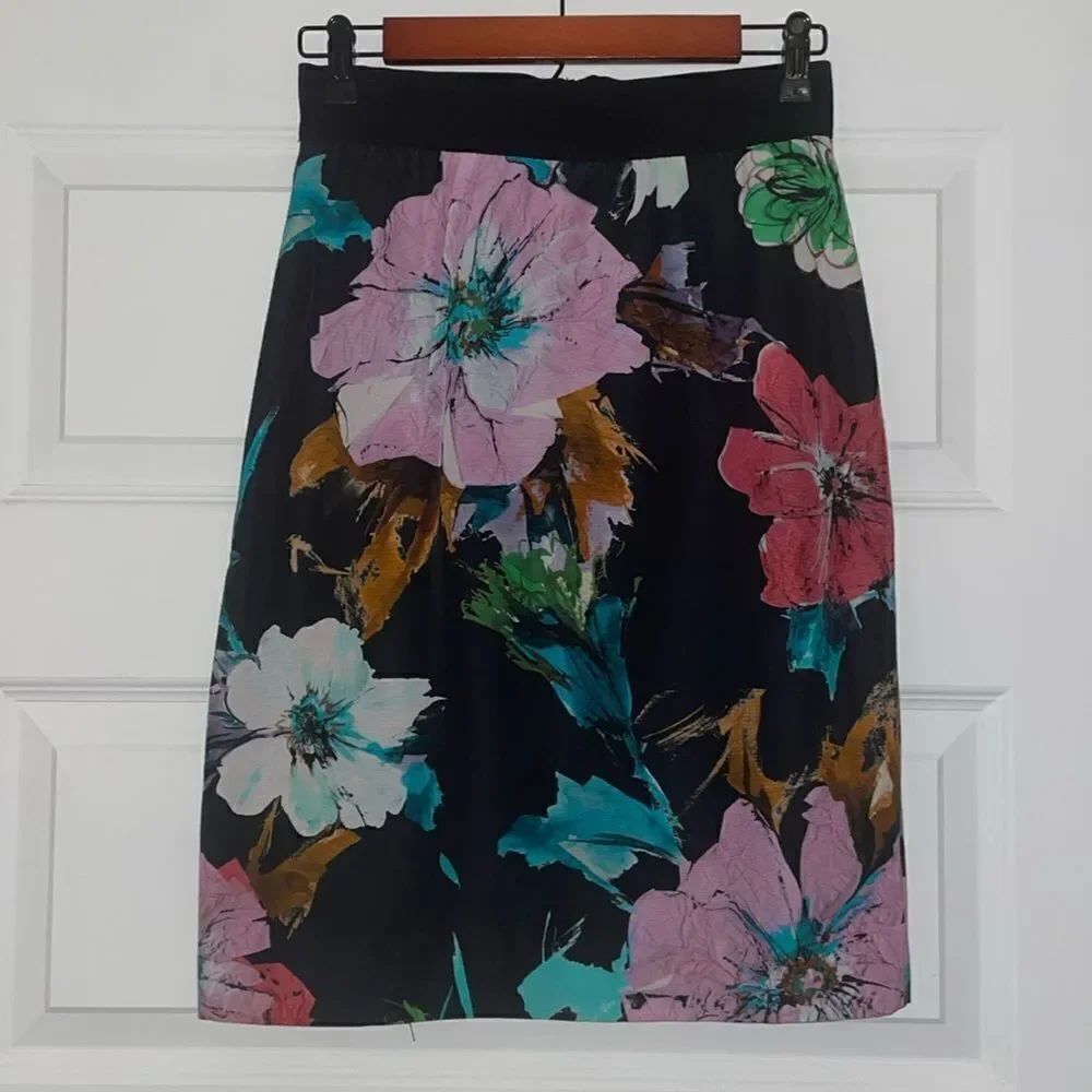 Milly Black Floral Pencil Skirt